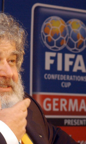 Chuck Blazer, who touched off soccer scandal, dead at 72